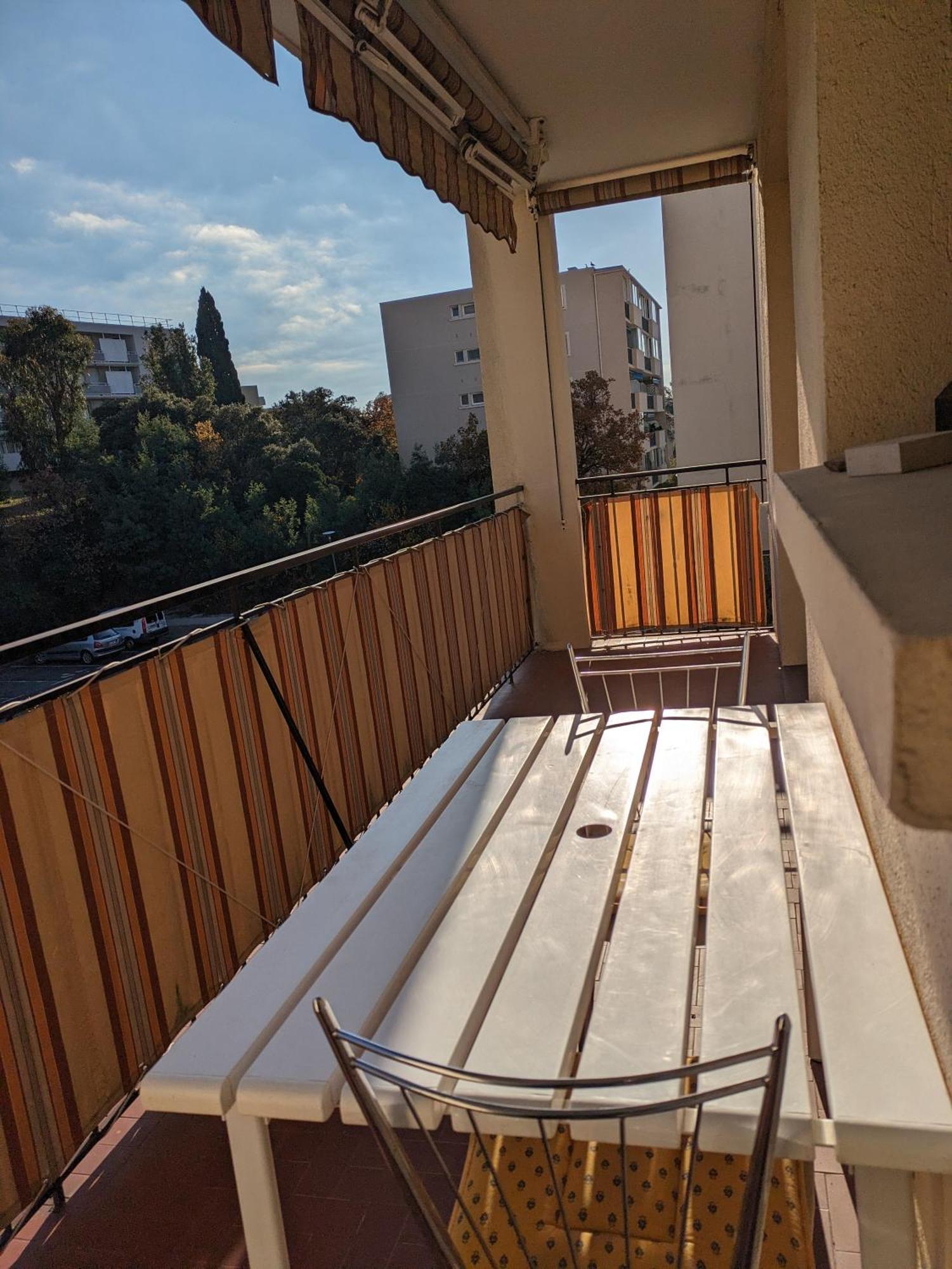 Appartement Spacieux Et Calme Saint-Raphaël Exteriör bild
